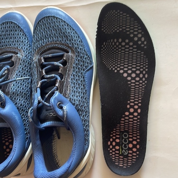 Ecco Womens Biom Fjuel Sneakers Athletic Shoes,Blue,Leather and Mesh,Size 7 - Picture 3 of 9